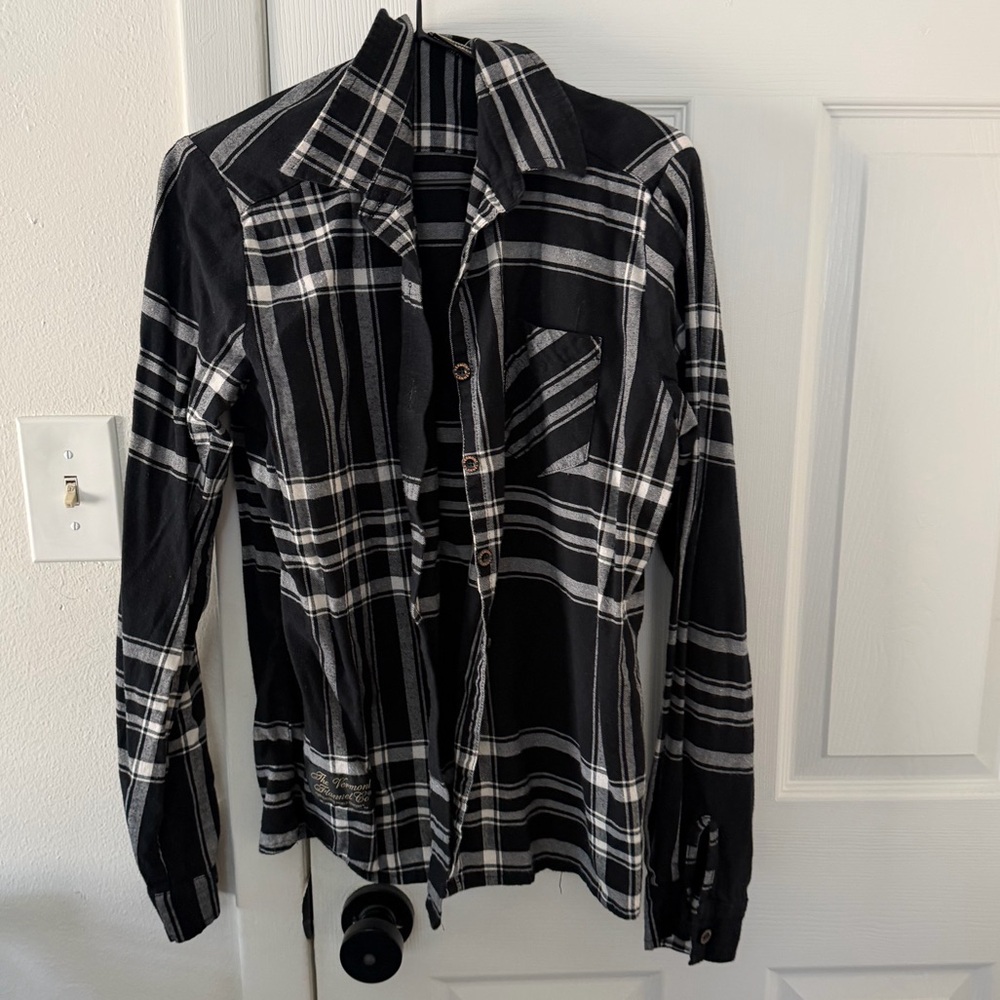 Vermont Flannel Co. Women's Classic Shirt - Chicago Plaid - Large - Picture 5 of 5